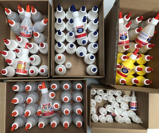 Ca. 1100x Diverse collall 100ml flacons lijmen